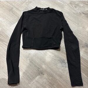 Na-Kd Stylish Black Long Sleeve Crop Top